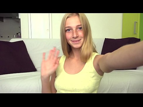 ❤️ Když se nudím, líně masturbuji svou růžovou kundičku ️❌ Sex video u nás